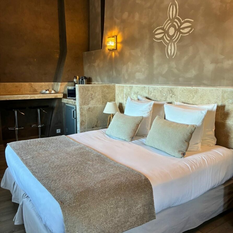 Chambre Eros Poli - Ferme du Gros Noyer, Malaucène, Mont Ventoux