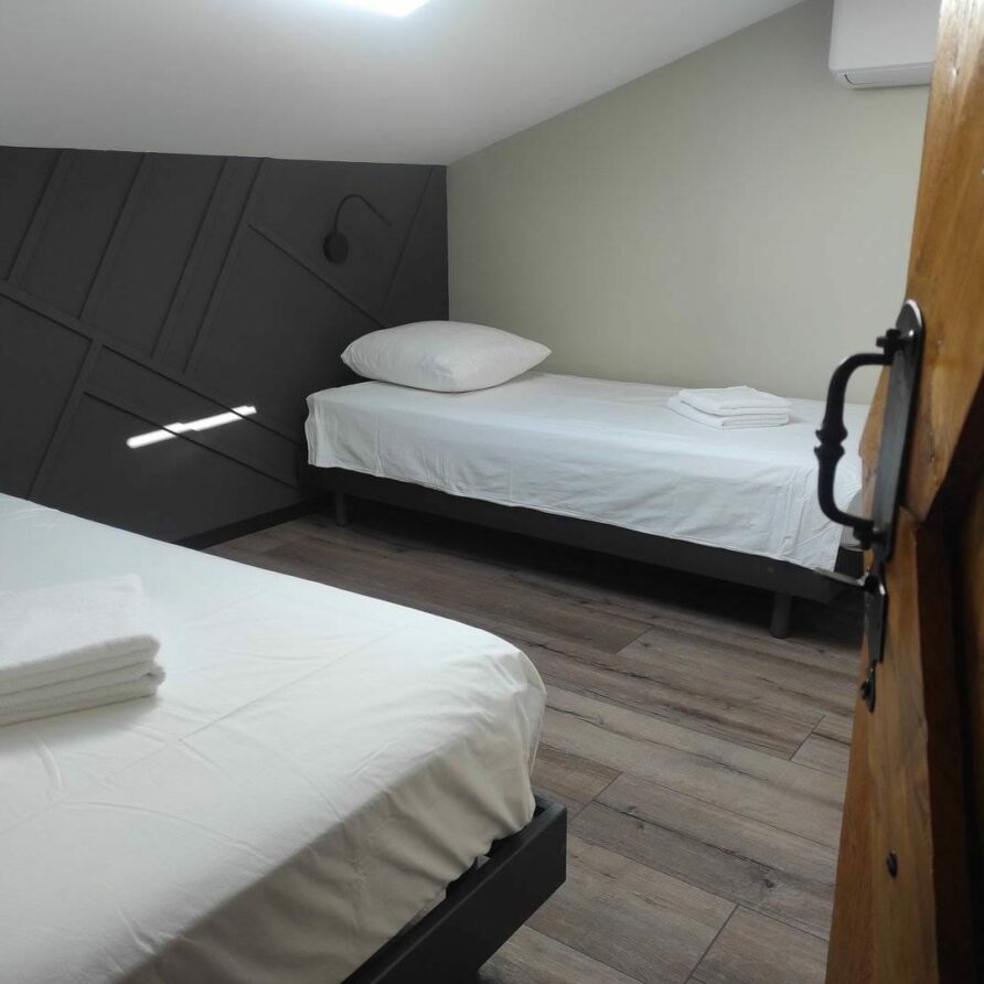 Gîte Col de la Madeleine - Ferme du Gros Noyer, Malaucène, Mont Ventoux